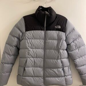 NWOT - Notth Face Nupse jacket. Women’s Medium.